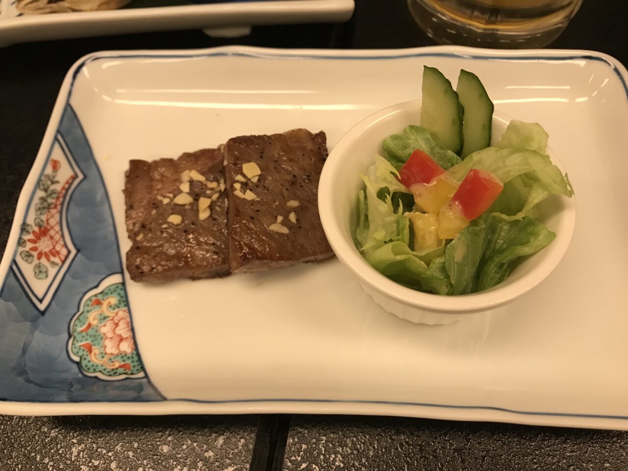 永澤平八の夕食メニュー(尾花沢牛ステーキ)