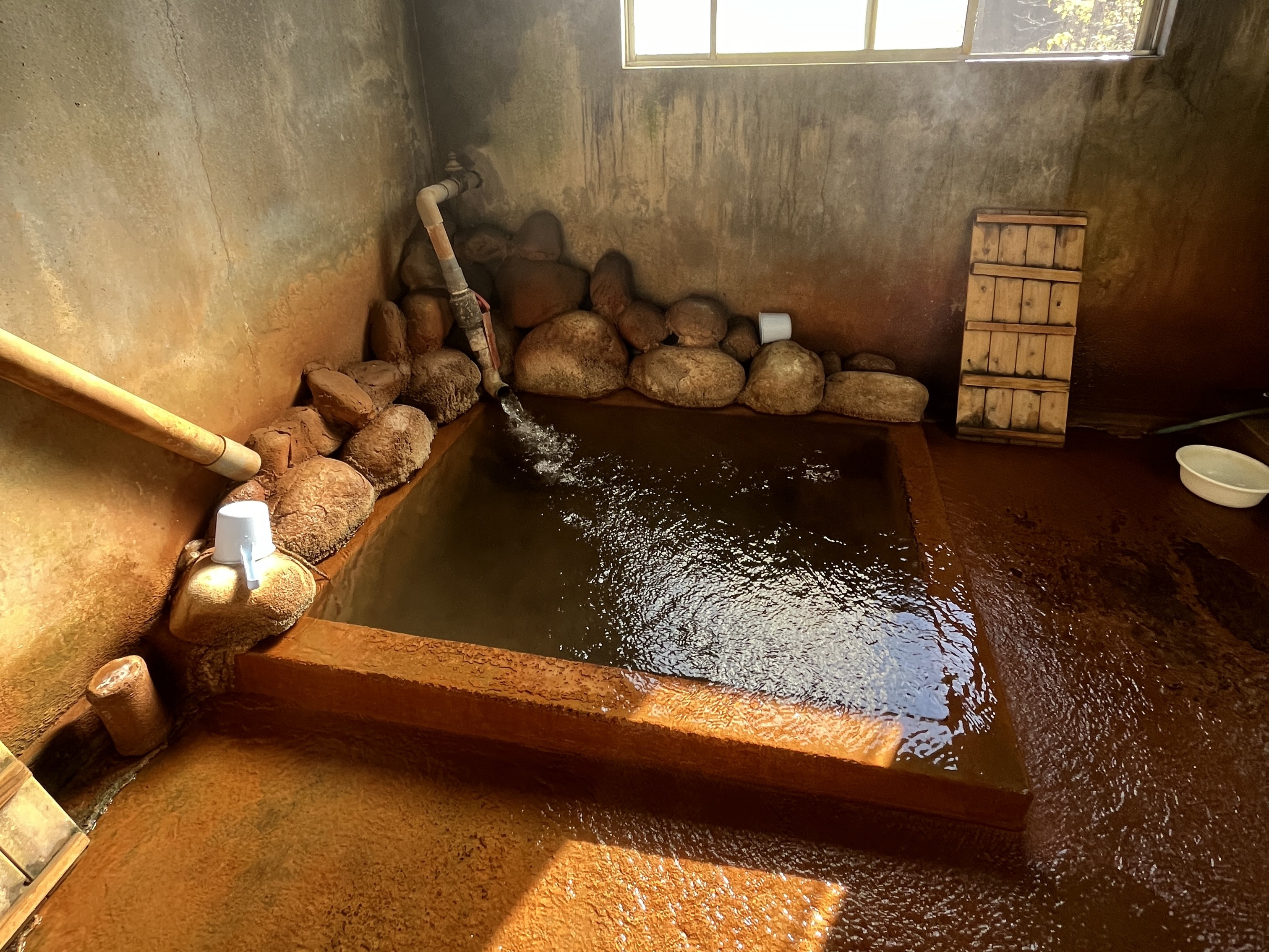 妙見温泉秀水湯の内湯