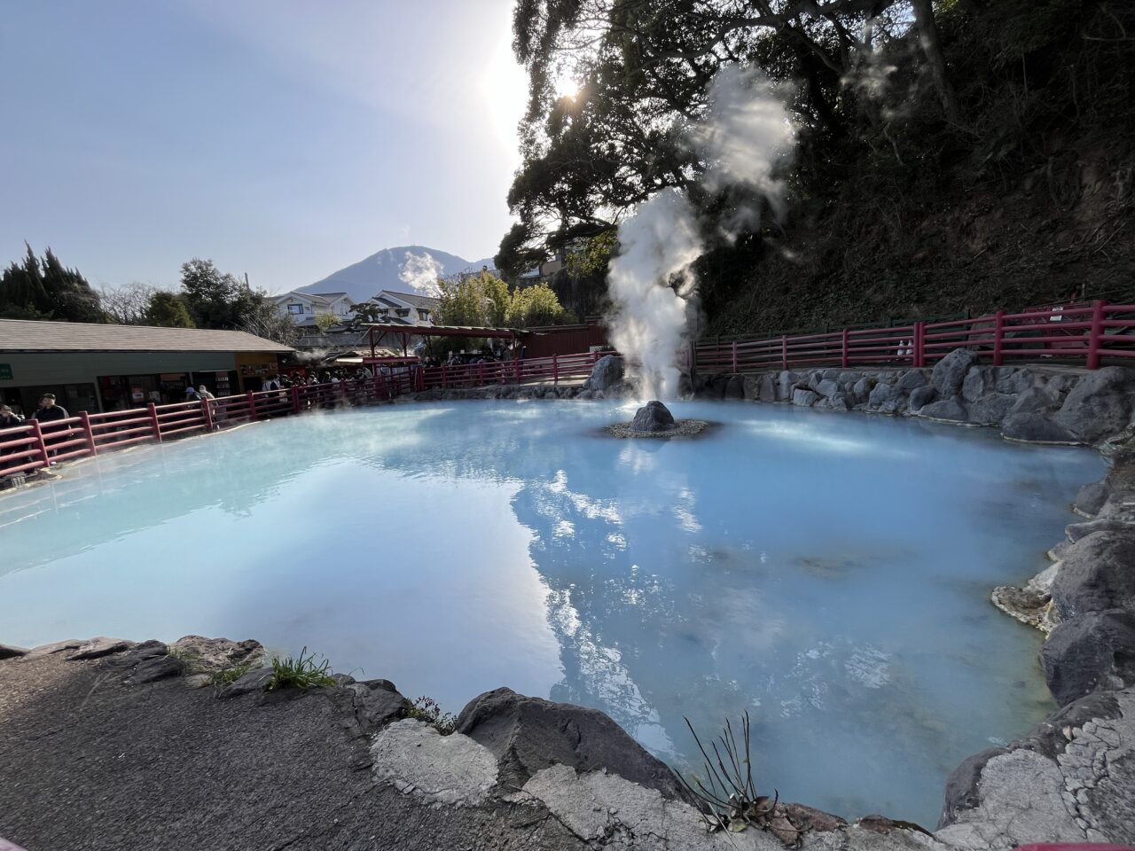 ライトブルーにモクモクの湯気