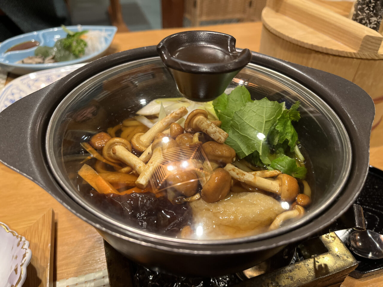キノコたっぷりのお鍋