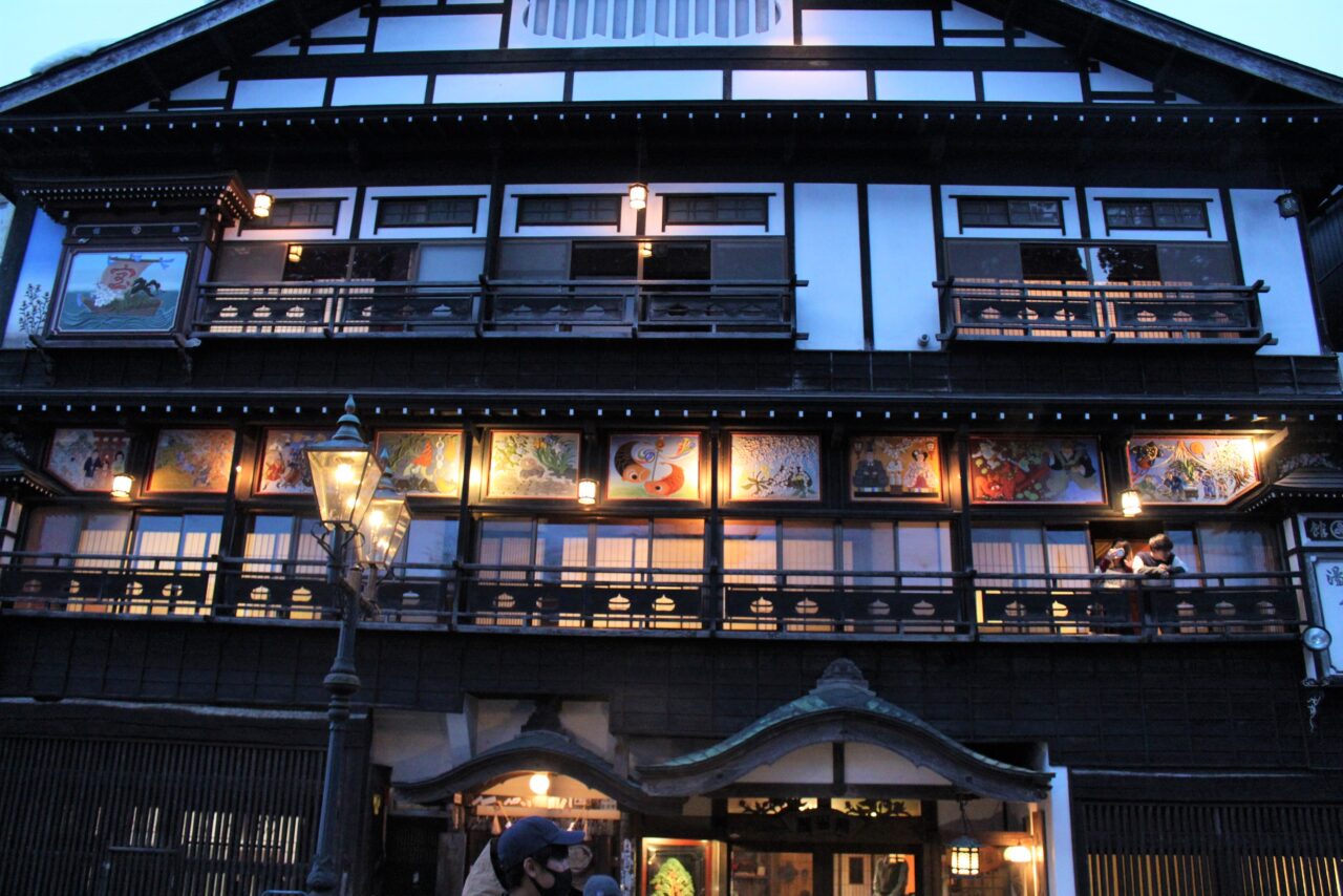 古山閣の外観