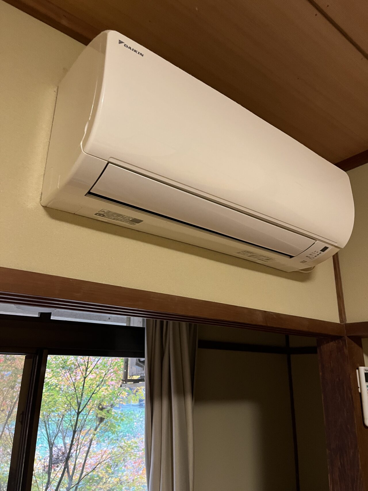 新しいエアコン