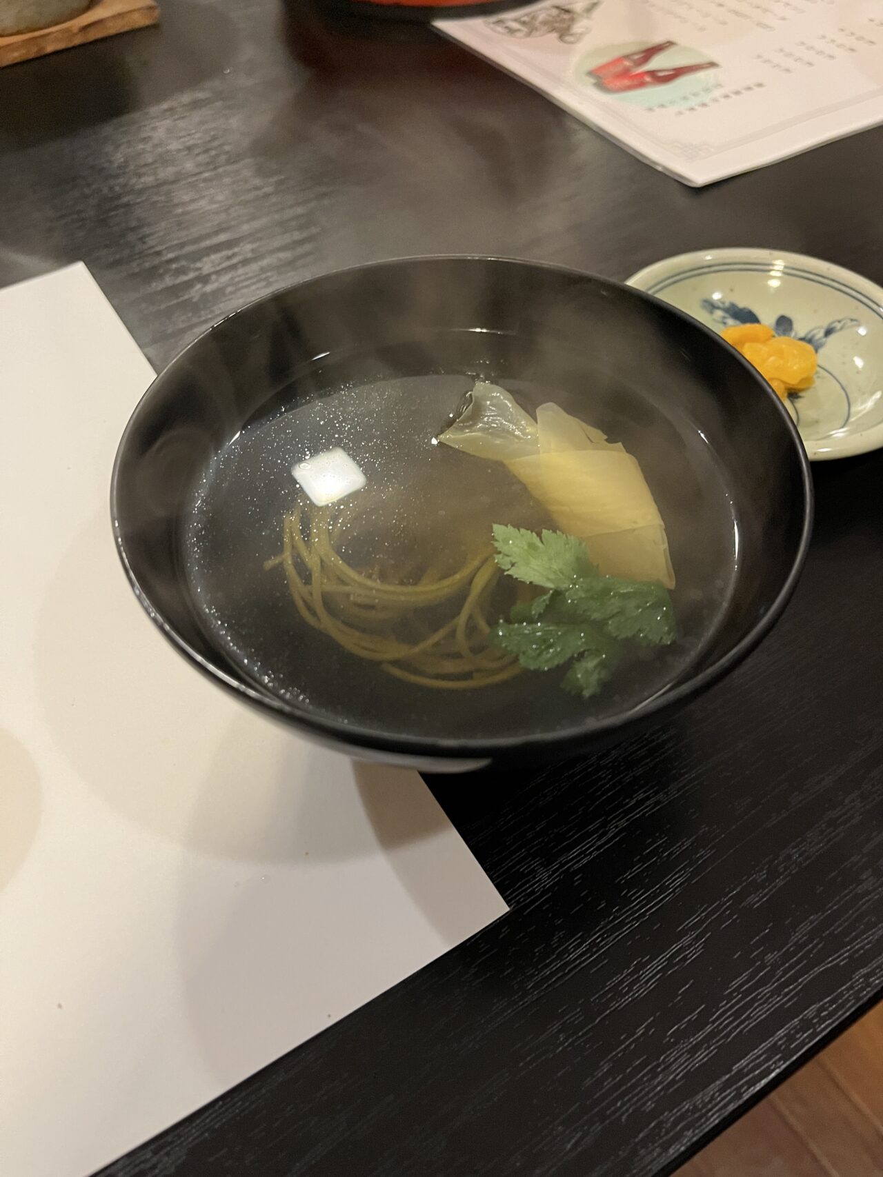 上品なお吸い物